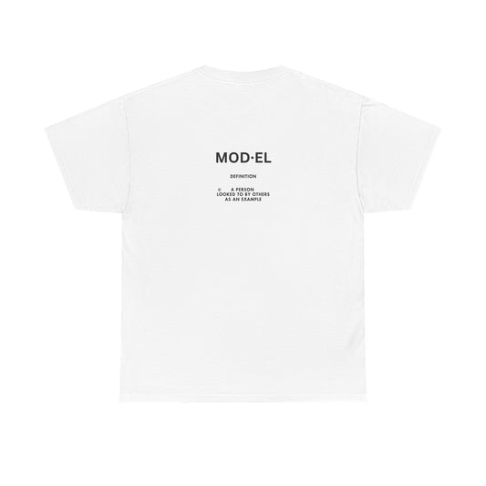 REGULAR FIT MODEL TEE